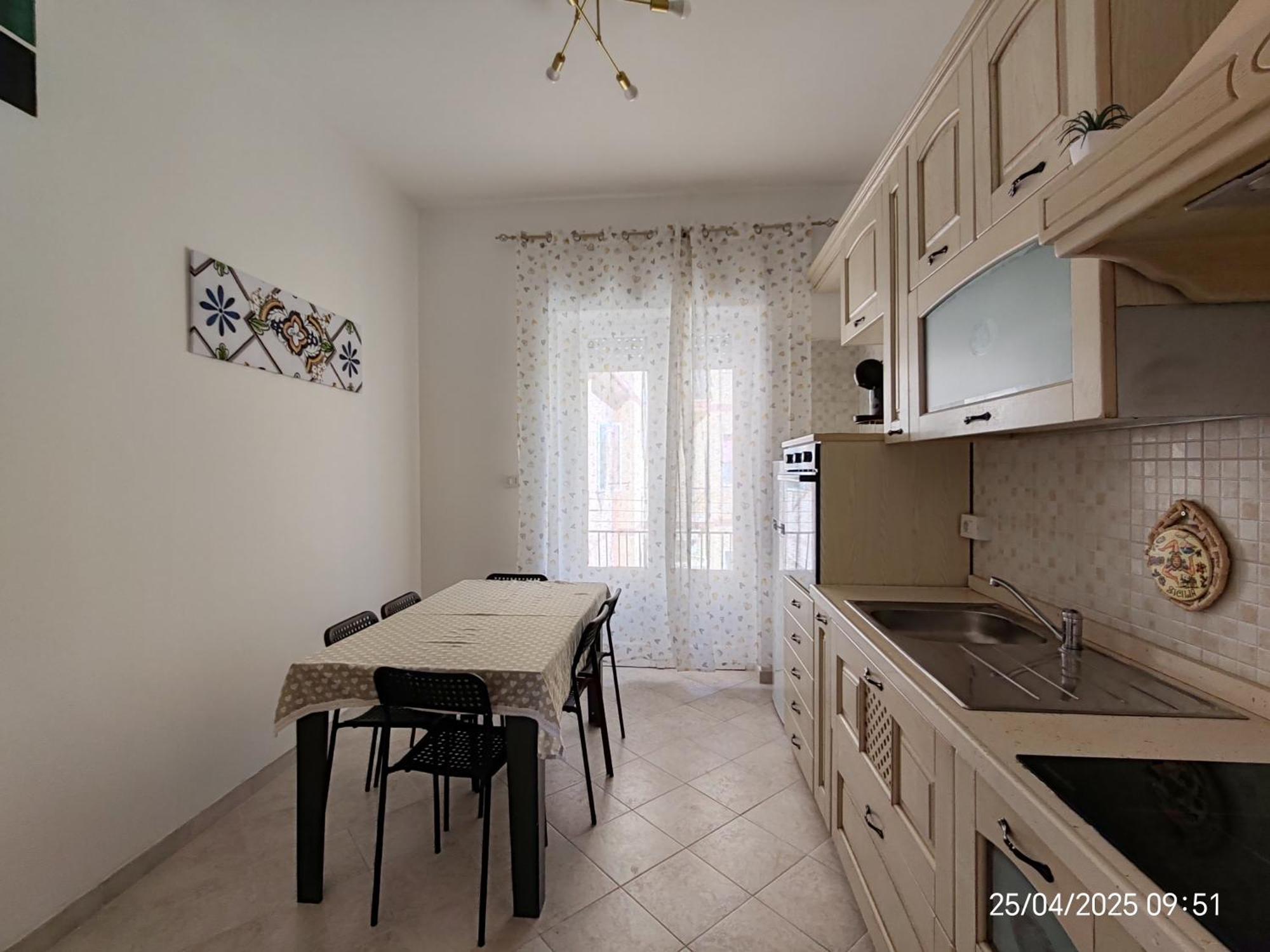Apartamento Trinacriarooms88 *